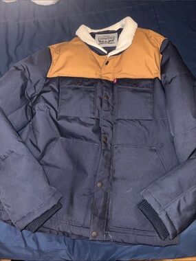 Levi's Navy & Tan Sherpa-Trim Puffer Jacket